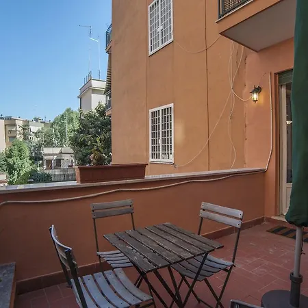Casa Vaticano *